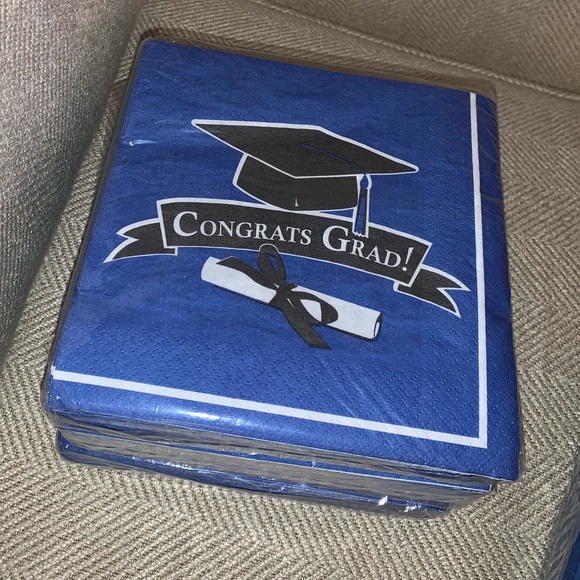 NWT blue school graduation party napkins 🎓 - Picture 4 of 11
